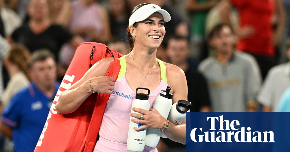 Ajla Tomljanović draws energy from the supportive home crowd during her late-night comeback at the Australian Open.
