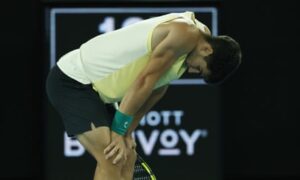 Alexander Zverev eliminated Carlos Alcaraz to advance to the semi-finals of the Australian Open.