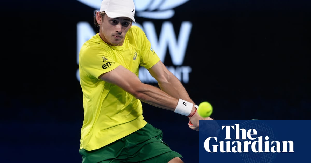 Australian tennis legend Pat Rafter believes that rising star Alex de Minaur has the potential to compete for and win major tennis tournaments, as the Australian Open approaches.