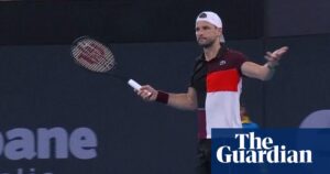 Grigor Dimitrov wins point with broken racket against Andy Murray – video