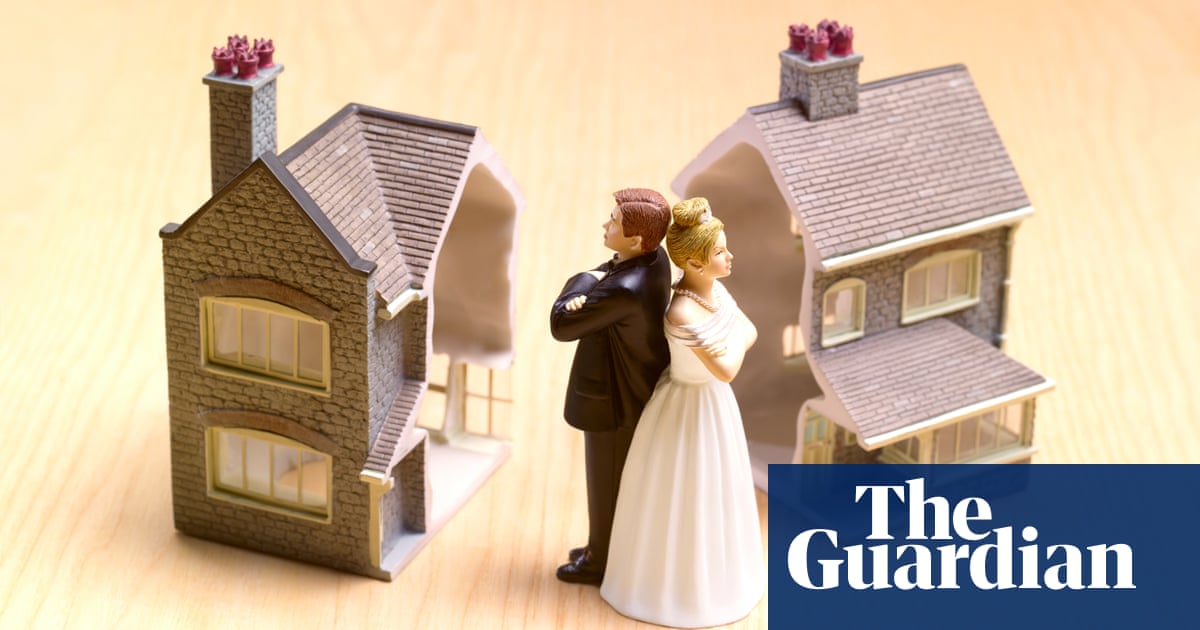 Research has discovered that the cost of living crisis is causing delays in divorces.