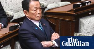 The former Prime Minister of Japan, 83-year-old Aso, directed insults towards the female foreign minister.