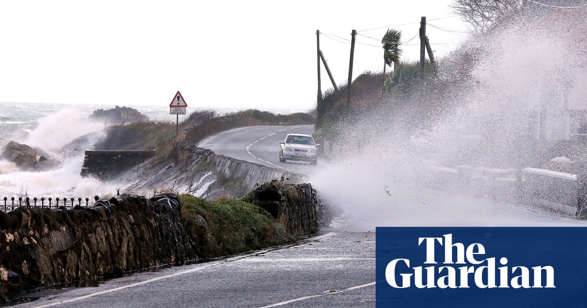 The United Kingdom is facing severe wind warnings due to the arrival of Storm Isha, which is predicted to cause disruptions to travel.