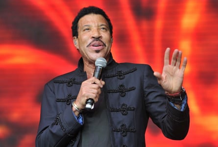 Lionel Richie performing at Glastonbury in 2015.