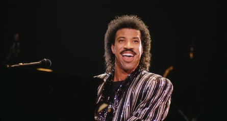 Is it simple to pick? A ranking of Lionel Richie's top songs.