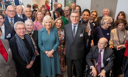 The queen met staff, patients and architects at the opening of the Maggie’s Royal Free facility