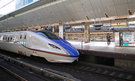 Rolling in Popularity: Japan's Bullet Train Snack Carts are the Newest Craze