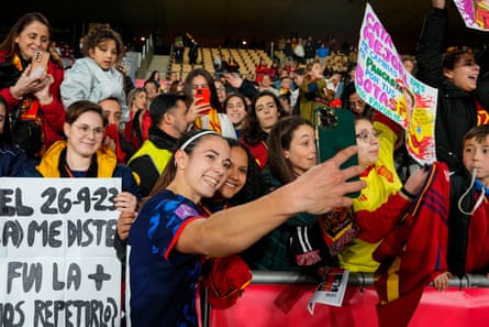 Bonmatí celebrates with fans after winning the Women’s Nations League semi-final 3-0 against the Netherlands.