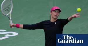 Iga Swiatek cruises into Indian Wells final to face rematch with Maria Sakkari