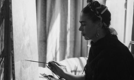 into her

I found her sharp wit to be quite entertaining: a newly released documentary on Frida Kahlo provides further understanding of her as a person.