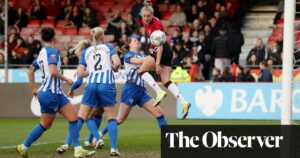 Manchester United's Turner and Parris dominated in a dominating performance against Brighton in the Women's FA Cup.