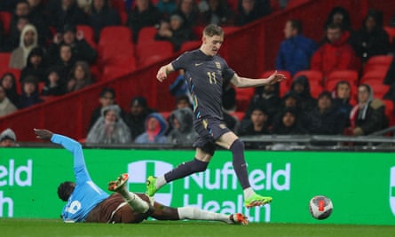 Rashford’s England rivals circle as his United slump goes international