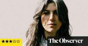 Review of the album "Something in the Room" by Julia Holter: The standout song is the most straightforward.