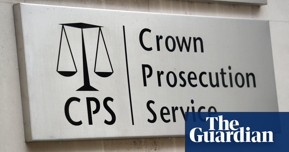 The report alleges that lawyers from the Crown Prosecution Service dismiss teen sexual abuse as unimportant.