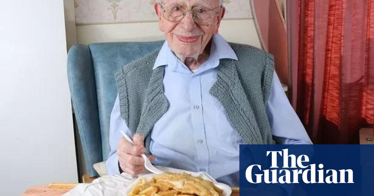 Briton Says Becoming Worlds Oldest Man At 111 Is ‘pure Luck Newspulse 