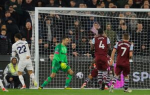 Kurt Zouma’s unusual finishing touch helps West Ham peg back Spurs