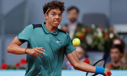 Rafael Nadal prolongs Madrid farewell by dispatching teenager Darwin Blanch