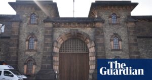 Government triggers crisis measure to ease prison overcrowding