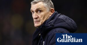 Tony Mowbray steps down as Birmingham manager after surgery