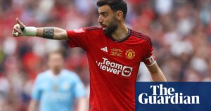 Fernandes seeks better Manchester United deal but wants clarity on future