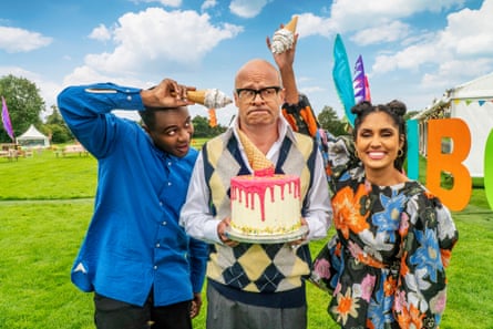 Liam Charles, Harry Hill and Ravneet Gill on Junior Bake Off.