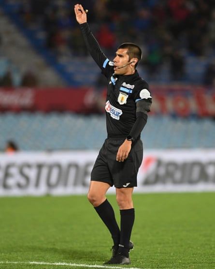 Javier Feres gestures during a match between Montevideo City Torque and Nacional at a match on 27 August 2022 in Montevideo, Uruguay.