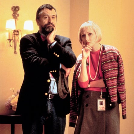 Robert De Niro and Anne Heche in Wag the Dog.