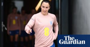 Chelsea set to to sign Lucy Bronze and Júlia Bartel after Barcelona exits