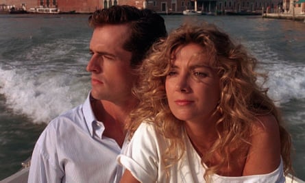 Rupert Everett and Natasha Richardson in The Comfort of Strangers.