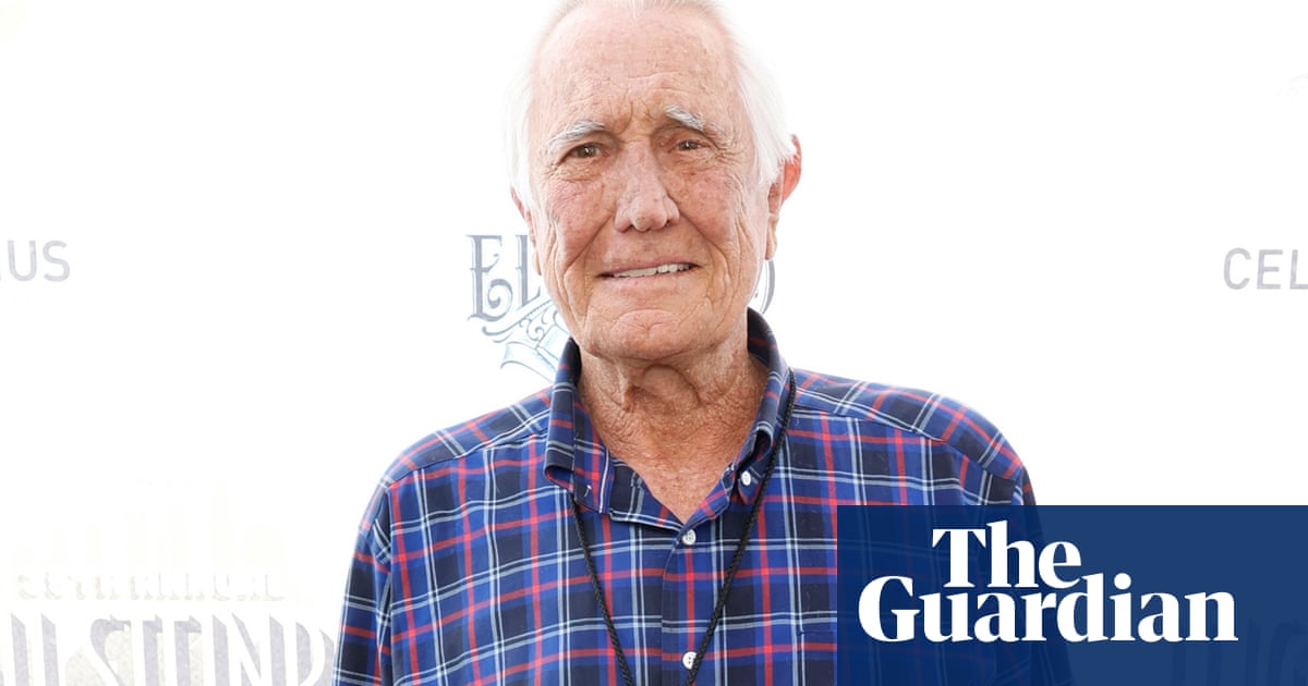 ‘It’s been a fun ride’: former Bond George Lazenby announces retirement at 84