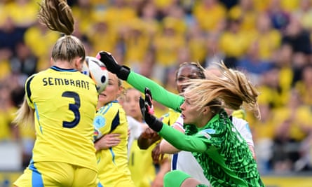 James, Mead or Kelly – and the other big Euro 2025 calls for Sarina Wiegman | Tom Garry