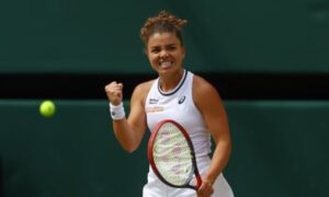 Krejčiková continues Czechs’ Wimbledon success – and pays tribute to her mentor