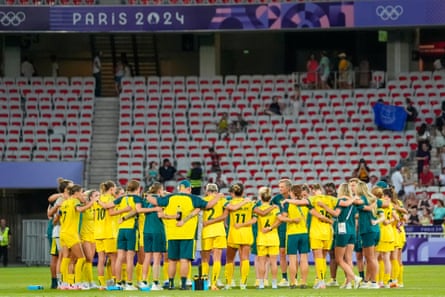 Matildas stay alive after late winner settles chaotic 11-goal Olympic thriller with Zambia