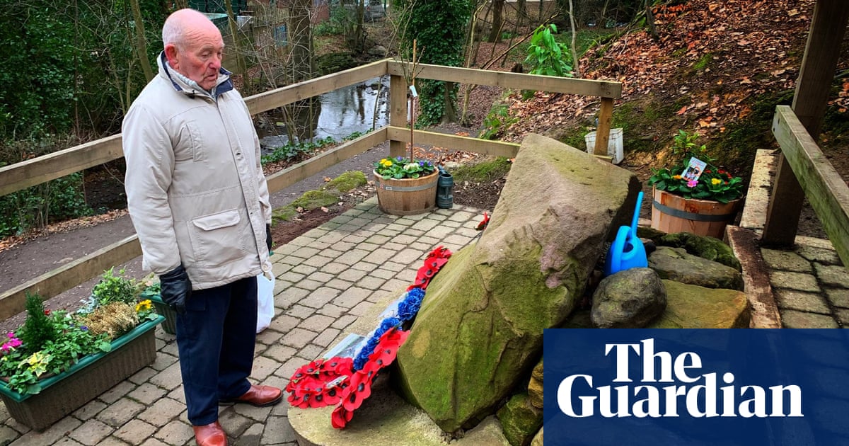 Sheffield war memorial caretaker hails ‘marvellous’ response after tools stolen