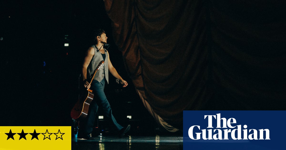 Niall Horan review – vintage-tinged crowd pleasing from former One Directioner