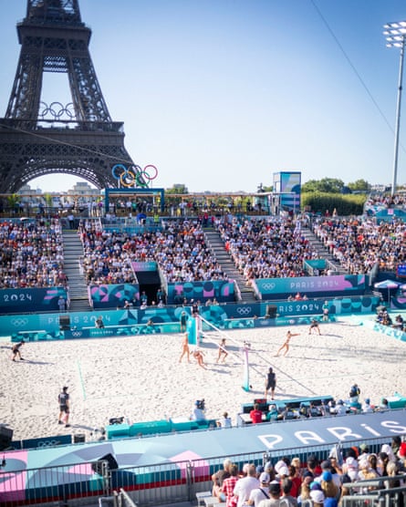 Brandie Wilkerson and Melissa Humana-Paredes put on a defensive masterpiece in an upset two straight sets win over Kristen Nuss and Taryn Kloth in the beach volleyball in front of the Eiffel Tower.