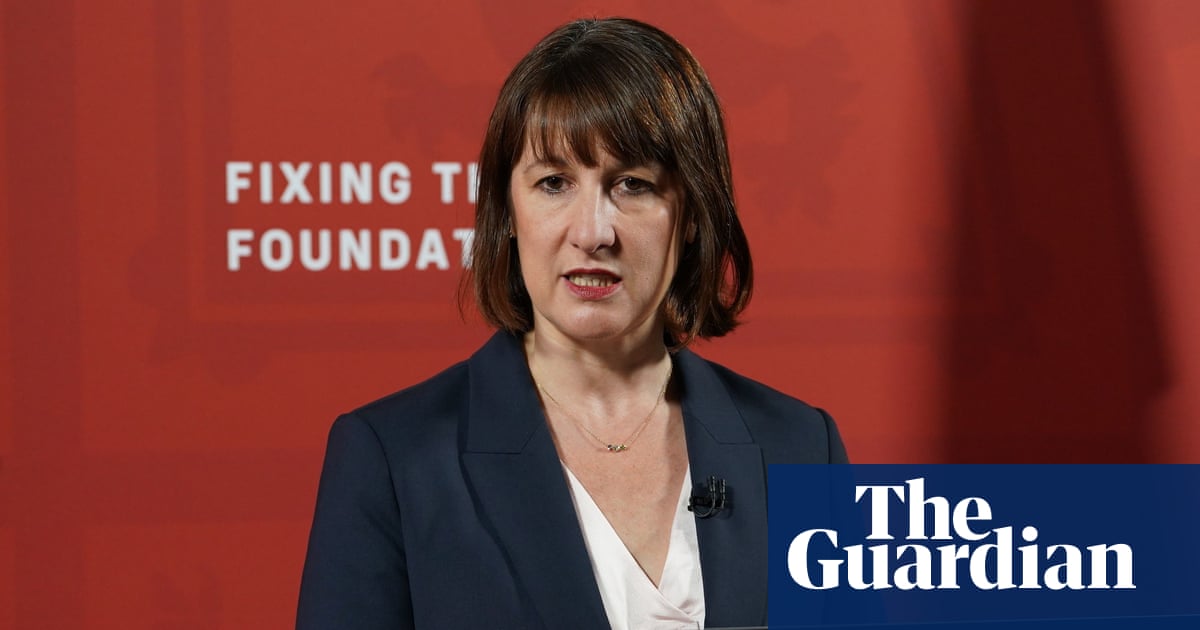 Rachel Reeves to extend support fund to help poorest households