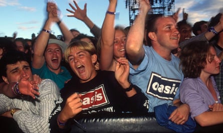 The look of Liam: bucket hats and Berghaus on the way back with Oasis