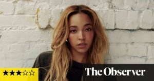 Tinashe: Quantum Baby review – playful, featherlight 90s-trap fusion