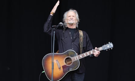 Kris Kristofferson performs at Glastonbury Festival in 2017.