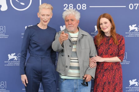 Swinton, Almodovar and Moore at the press call.