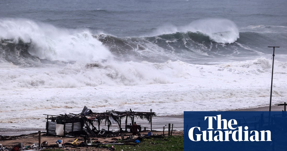 ‘Zombie’ storm Hurricane John regains strength as it returns to coastal Mexico