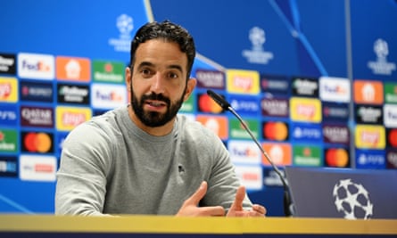 Rúben Amorim speaks in a press conference after the Champions League match between SK Sturm Graz and Sporting