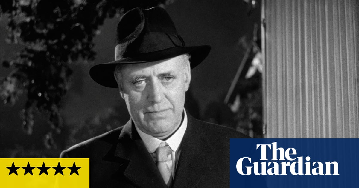 An Inspector Calls review – Alastair Sim drawing room drama brilliantly exposes its era’s hypocrisies