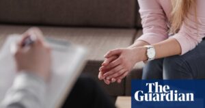 MPs urge government to regulate UK psychotherapists and counsellors