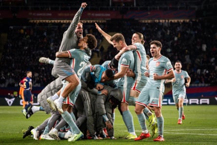 Atlético’s players rejoice after their 96th-minute with ‘Goya’s Colossus’ Sørloth at the heart of the celebrations.