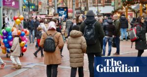 Boxing Day footfall down on UK high streets despite discounts