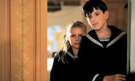 Pernilla Allwin and Bertil Guve in Fanny and Alexander.