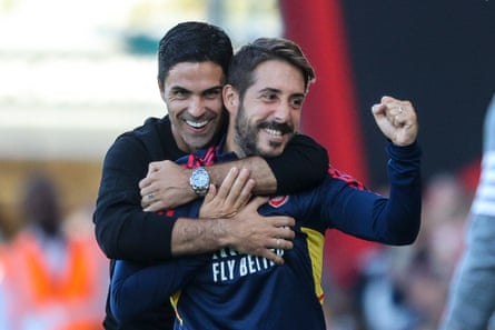 Mikel Arteta and the Arsenal set-piece coach Nicolas Jover.