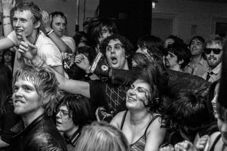 Crowd at all all dayer event, The Great Eastern Hotel. May 2005.Crowd at all all dayer event, The Great Eastern Hotel. May 2005.